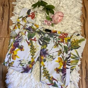 I Jeans by BUFFALO Candela Floral Print Ankle Grazer sz 27/4